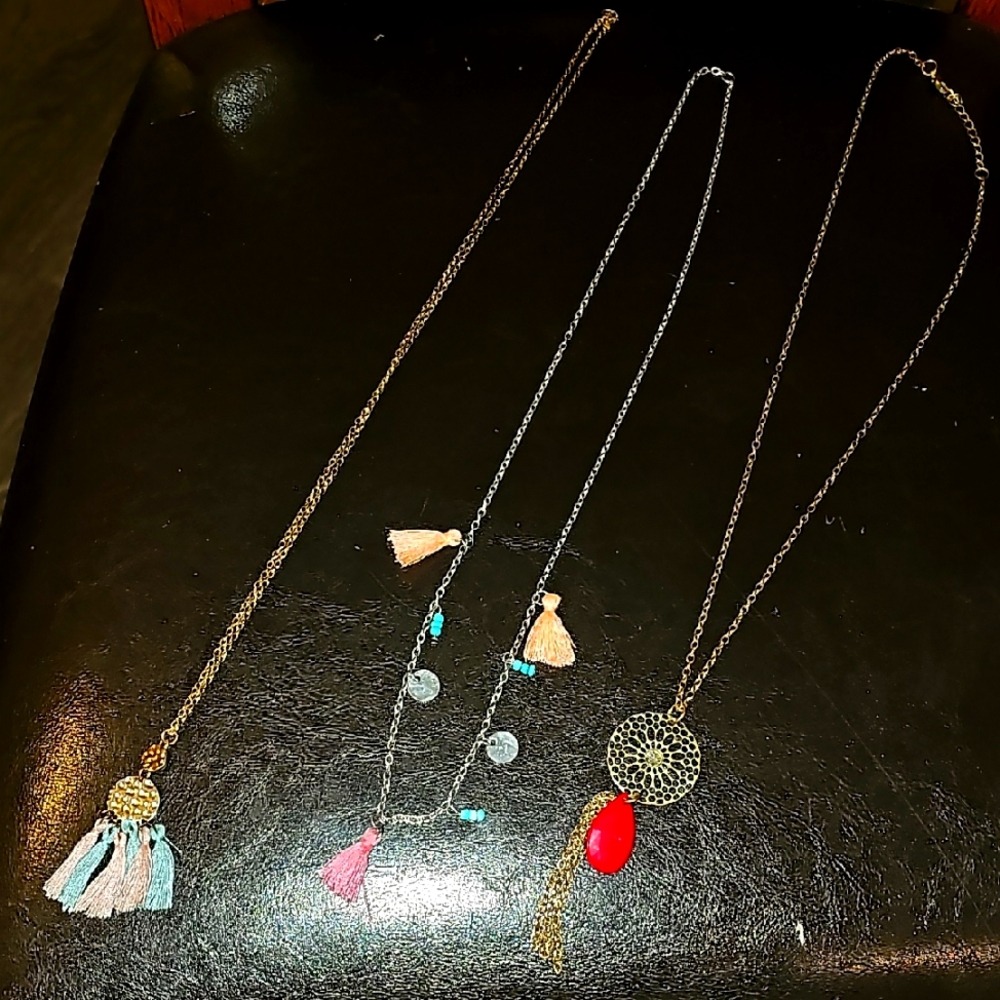 Boho Tassel and Pendant Necklace 3 piece Set!!